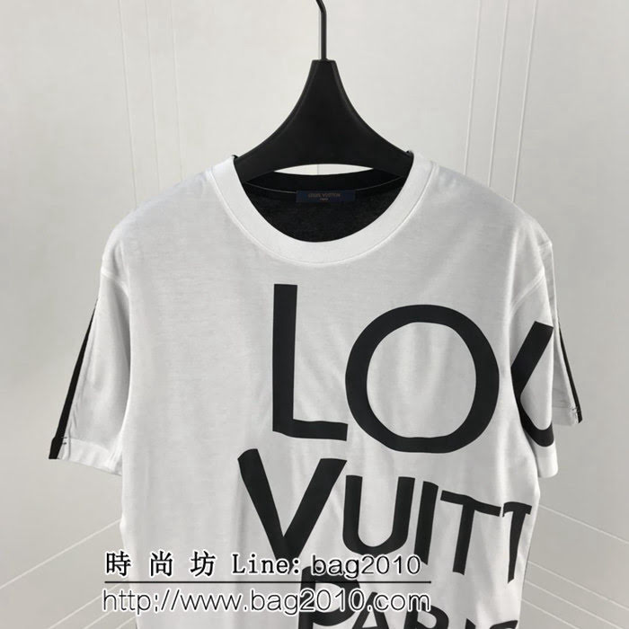 LV路易威登 19ss 國外官網限量款 前後拼色 左側大字母印花 純棉白色短袖 男女同款 ydi1868